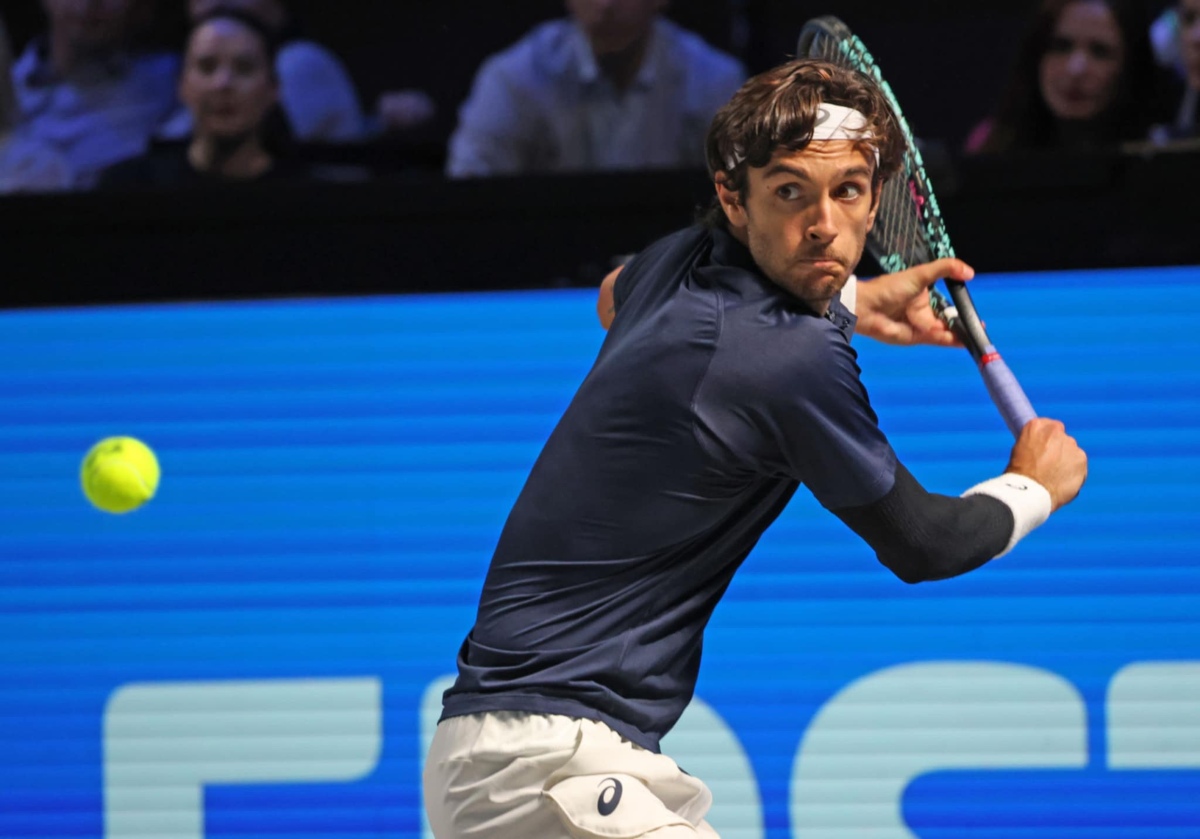 Forfait choc d’Auger-Aliassime à Metz : Musetti à un pas des ATP Finals, découvrez comment !