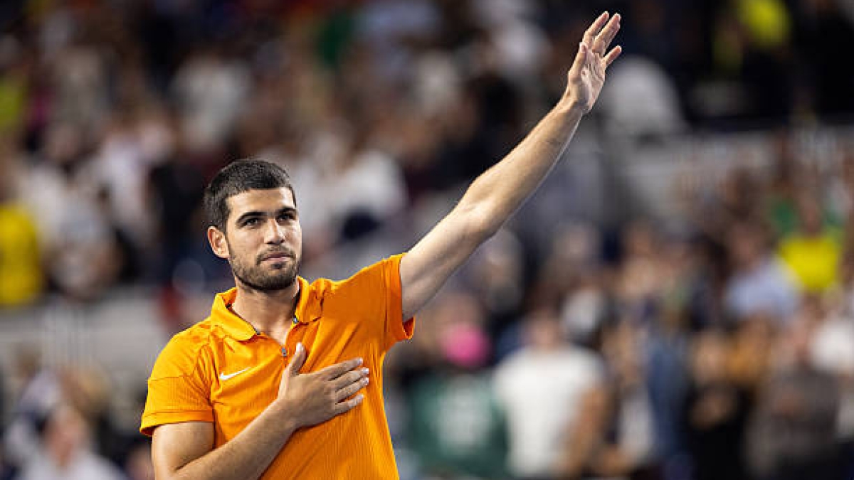 Alcaraz sans Ferrero : 5 entraîneurs possibles — découvrez qui pourrait transformer le champion en légende (le n°3 va surprendre)