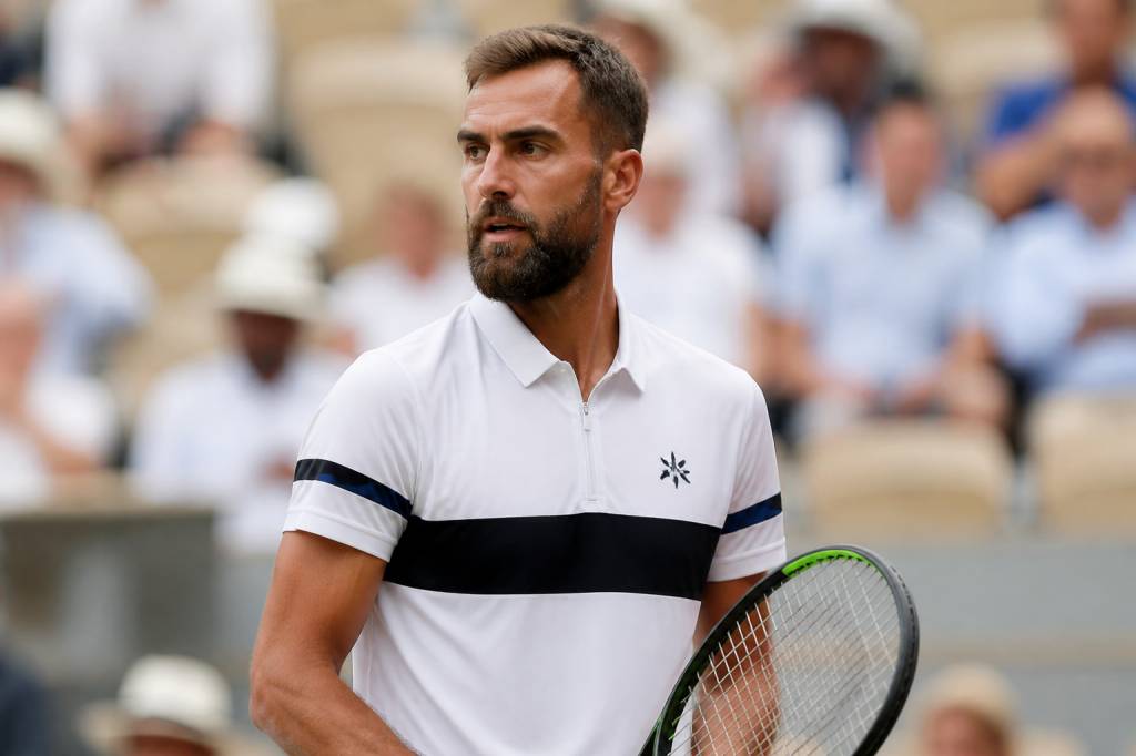 Benoit paire taille : quelle est la taille de Benoit Paire ?
