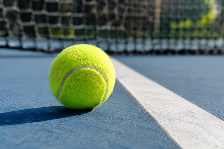 Balle de tennis : quel est son diamètre réglementaire ?