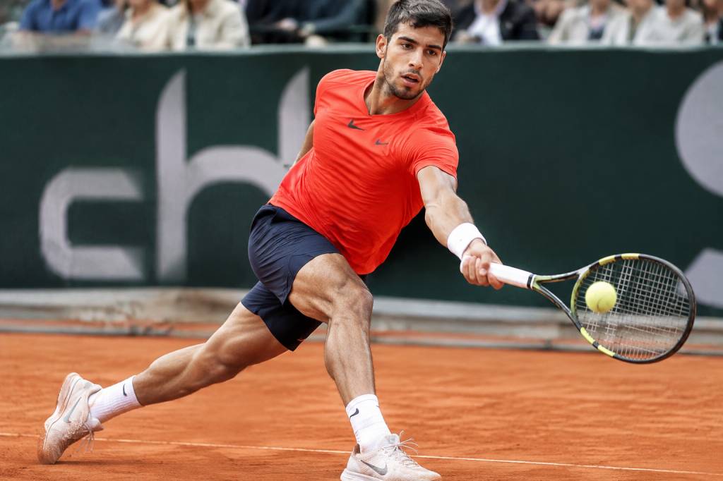 Tournoi de tennis en ce moment homme : les matchs et résultats à suivre